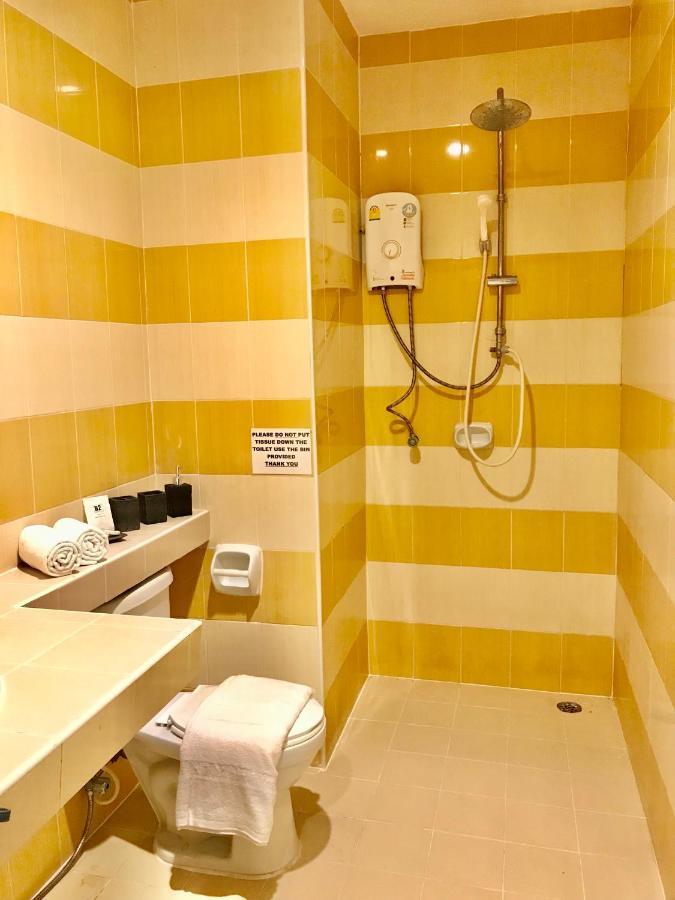 The Luka Guesthouse And Restaurant Patong Екстер'єр фото
