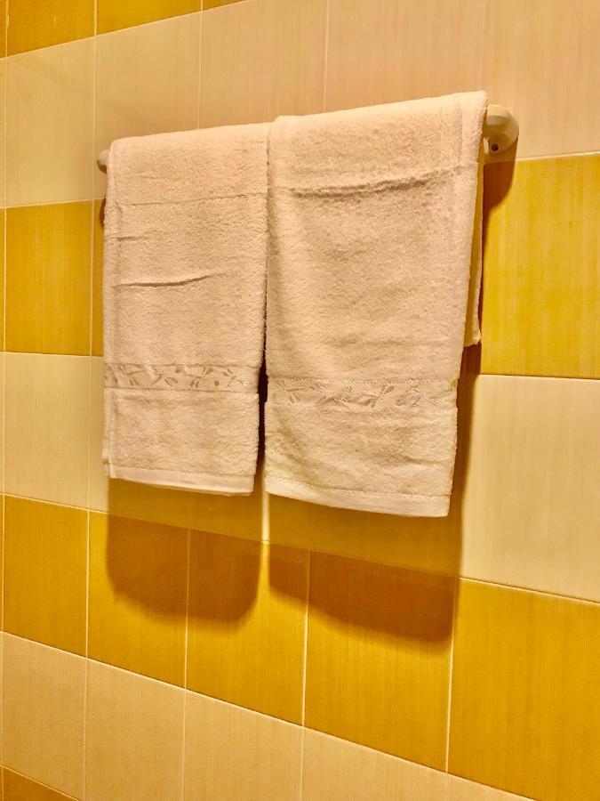 The Luka Guesthouse And Restaurant Patong Екстер'єр фото